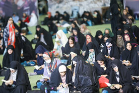 مراسم دعای عرفه در مصلای امام خمینی(ره)