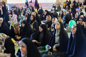 اجتماع دختران و بانوان تهرانی «دل آرام»