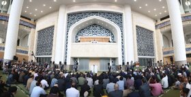 اقامه نماز عید سعید فطر به امامت رهبر معظم انقلاب