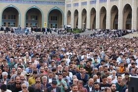 حضور اقشار مختلف مردم در نماز عید سعید فطر