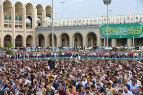 حضور اقشار مختلف مردم در نماز عید سعید فطر