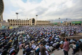 حضور اقشار مختلف مردم در نماز عید سعید فطر