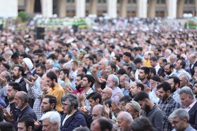 حضور اقشار مختلف مردم در نماز عید سعید فطر