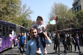 خیابانها و معابر اطراف مصلی در هنگام برگزاری نماز جمعه تهران