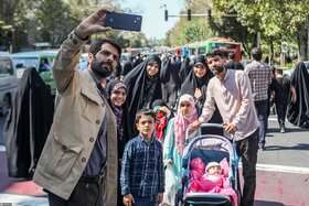 خیابان‌ها و معابر اطراف مصلی در هنگام برگزاری نماز جمعه تهران