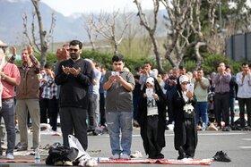 نماز عید سعید فطر در مصلای امام خمینی (ره)