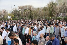 نماز عید سعید فطر در مصلای امام خمینی (ره)