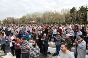 نماز عید سعید فطر در مصلای امام خمینی (ره)