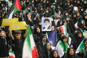 اجتماع بزرگ گرامیداشت ۱۱۰ شهید زن و کودک دفاع مقدس ۱۲ روزه «لشکر فرشتگان ایران»