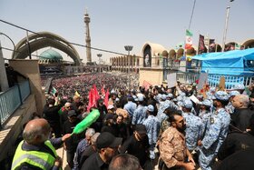 وداع با پیکر مطهر آقای شهید ایران