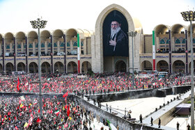 نماز بر پیکر امام شهید انقلاب اسلامی ایران